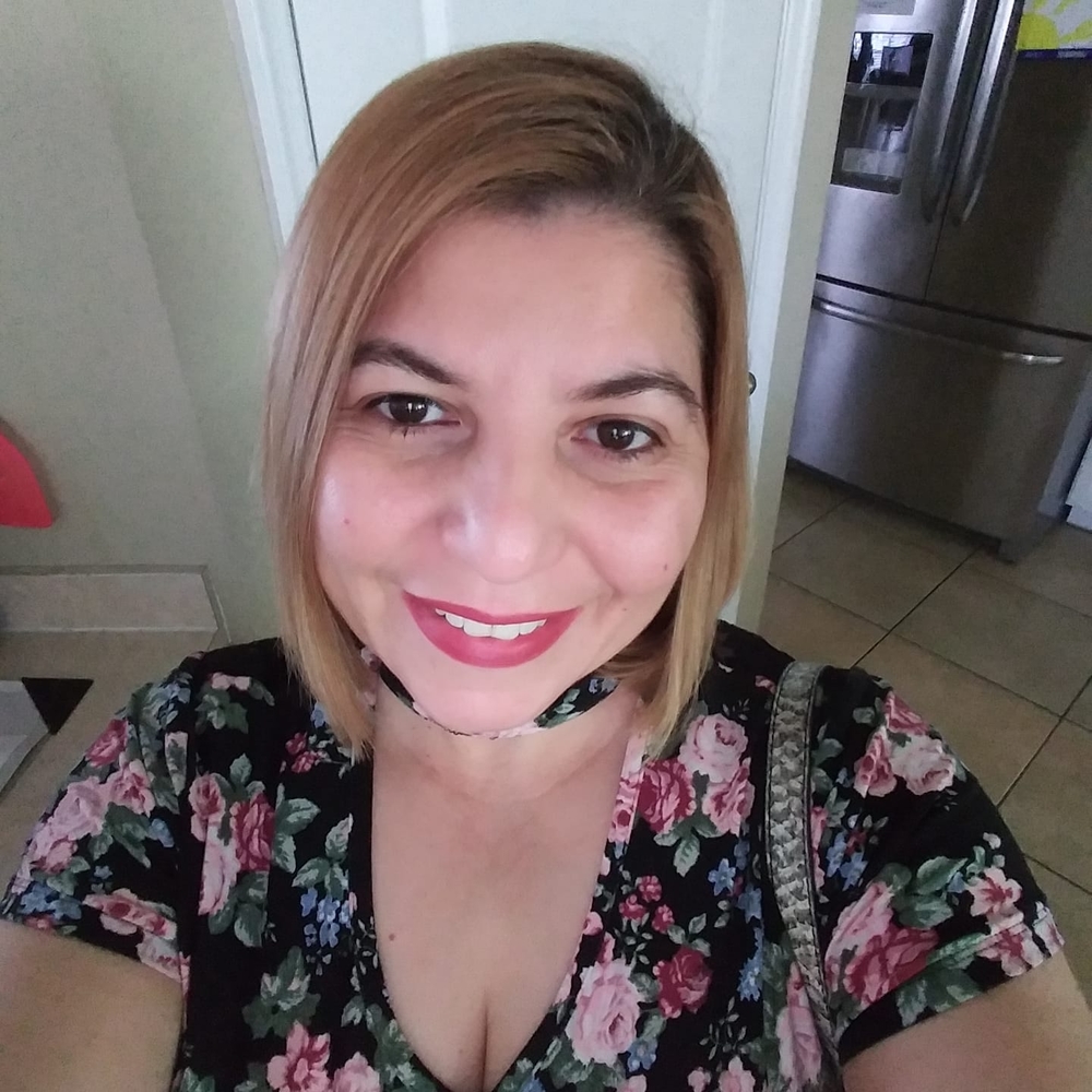 Meet your Posher, Mara